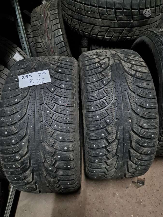 Nokian, зимние 295/30 R22