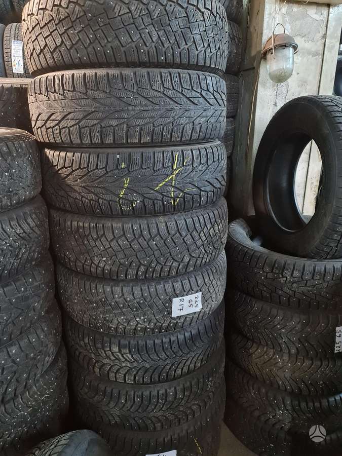 Continental, зимние 225/65 R17