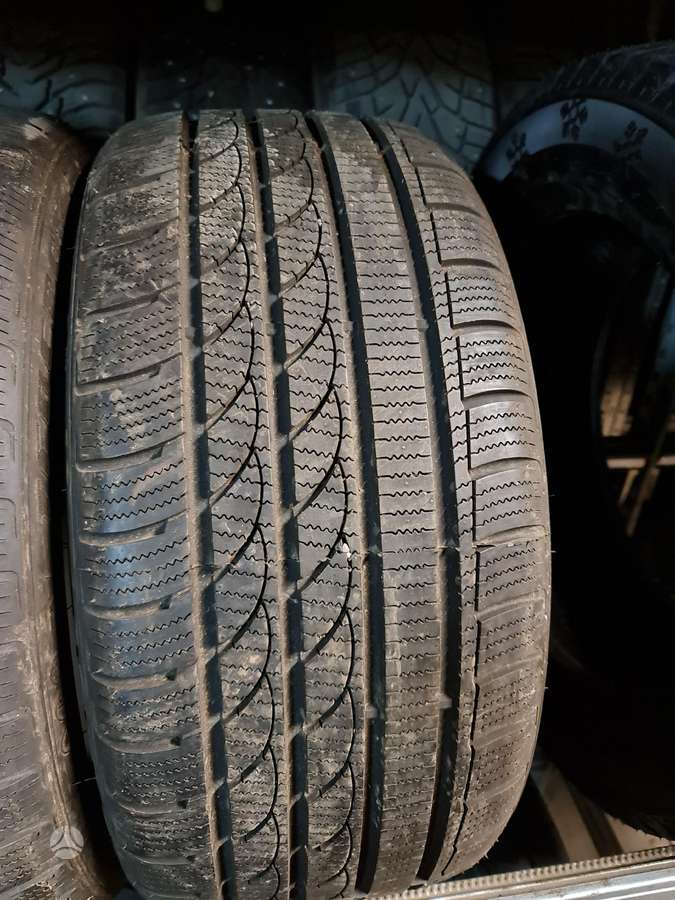 Tracmax, žieminės 235/35 R19