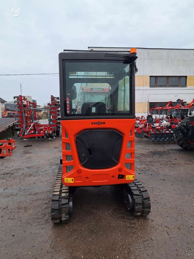 EVERUN ERE28, excavator