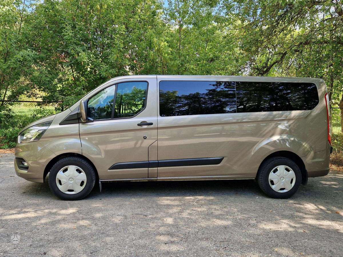 Ford Transit Custom, passenger minibus