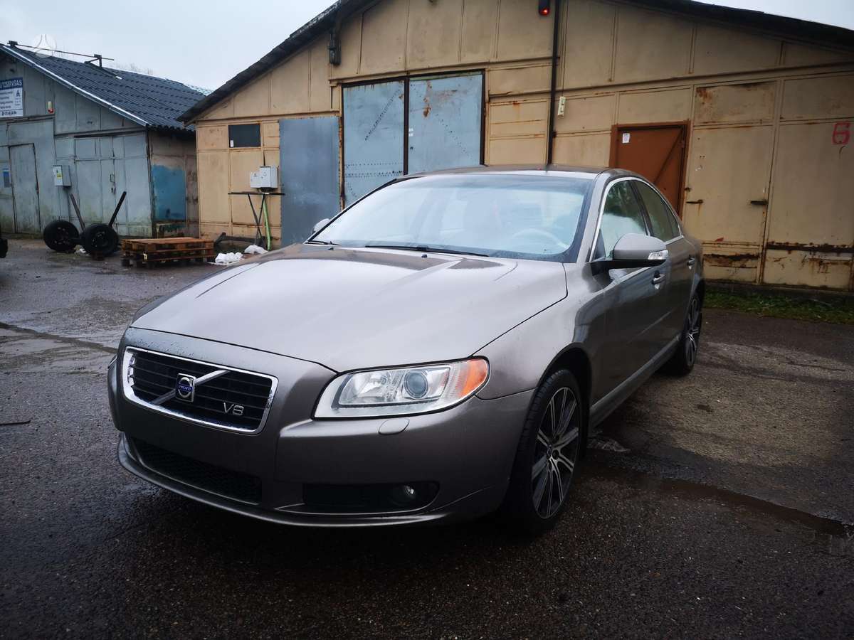 Volvo S80