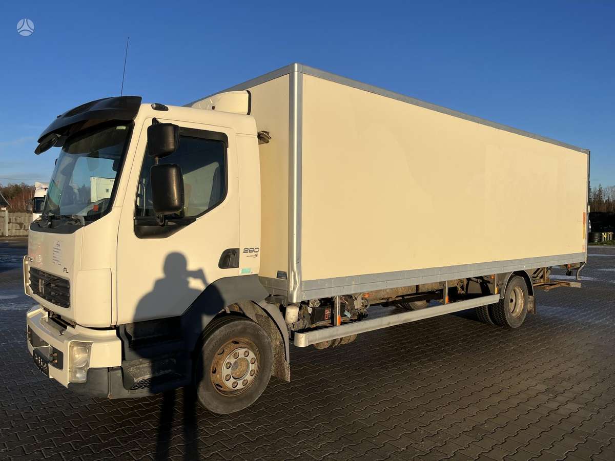 Volvo FL280, cab-chassis trucks