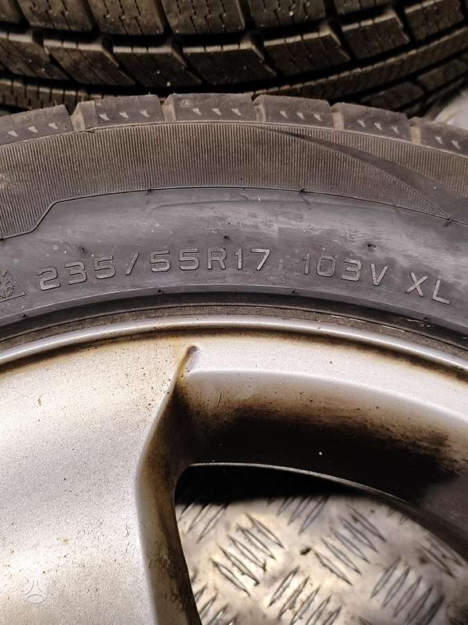 BMW, lengvojo lydinio, R17