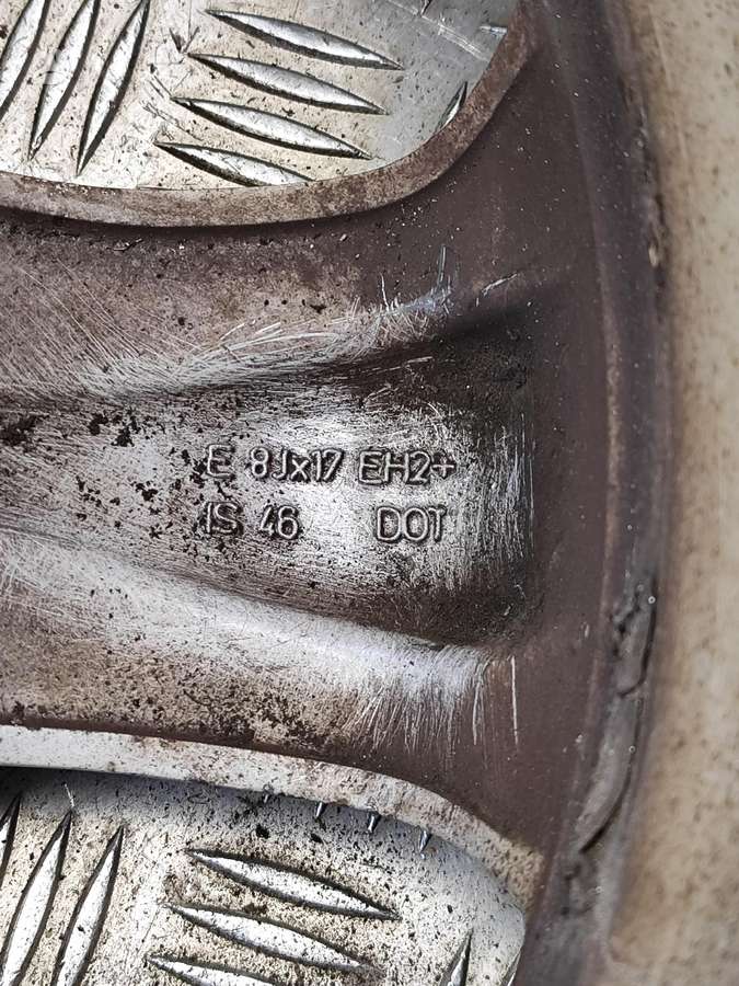 BMW, lengvojo lydinio, R17