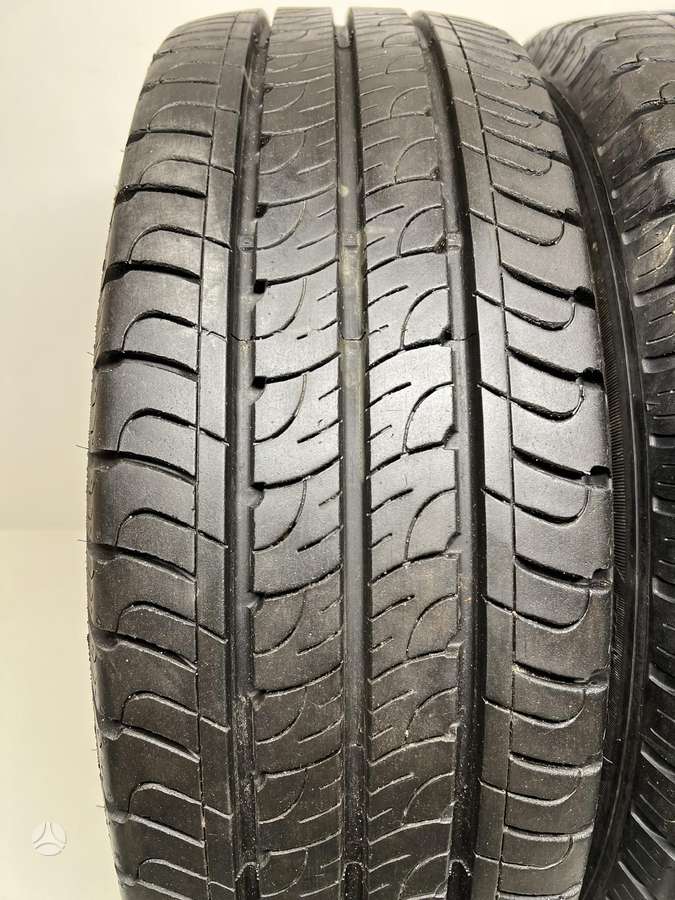 Goodyear Efficient Grip Cargo 97%, летние 215/65 R16