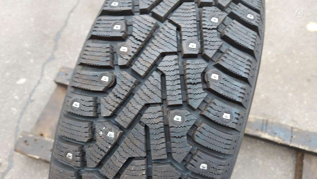 Pirelli Ice Zero 100 proc., зимние 205/60 R16
