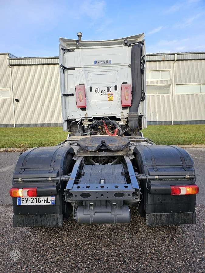 Mercedes-Benz ACTROS 1848, single sleeper