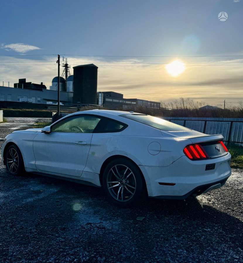Ford Mustang for parts