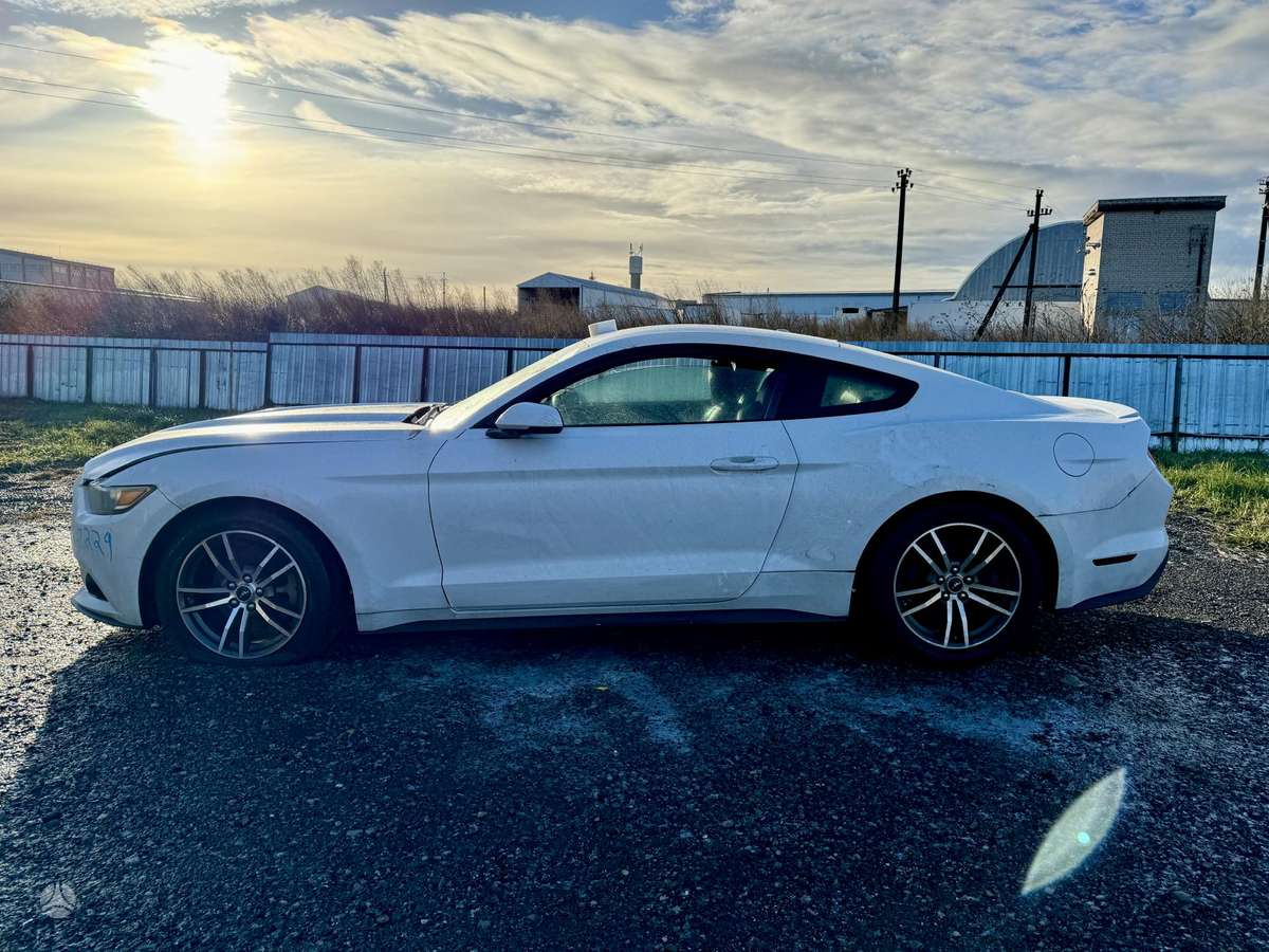 Ford Mustang for parts