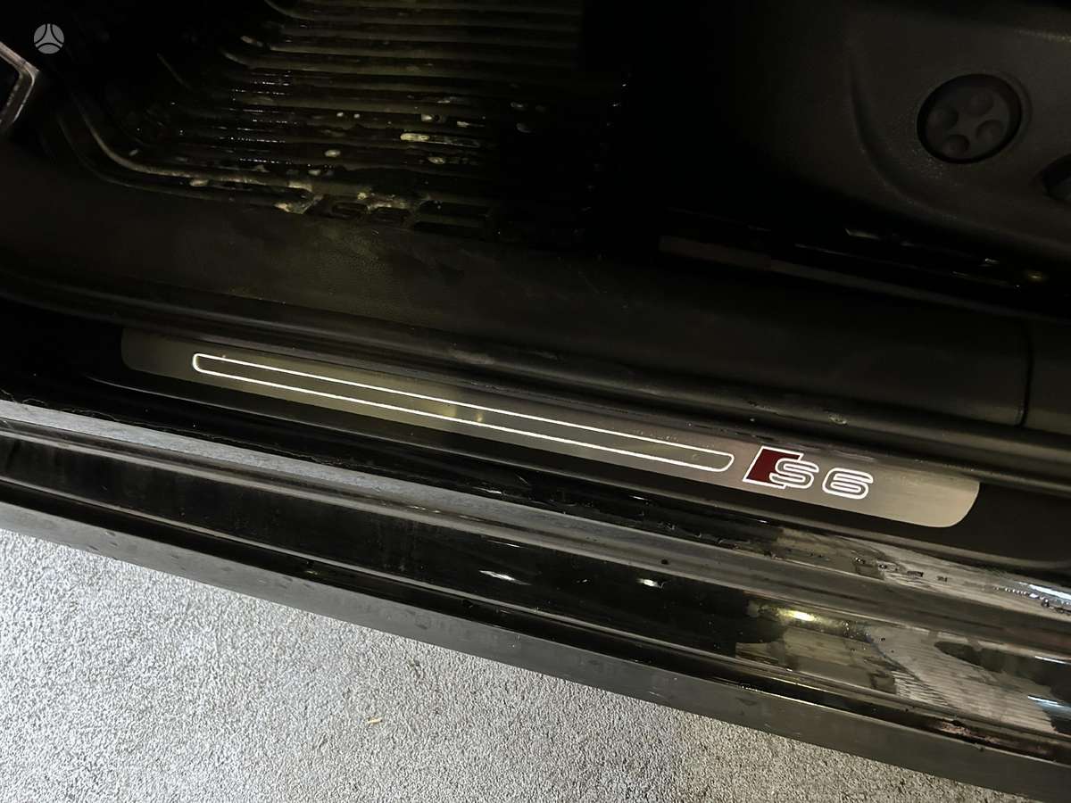 Audi S6 по частям