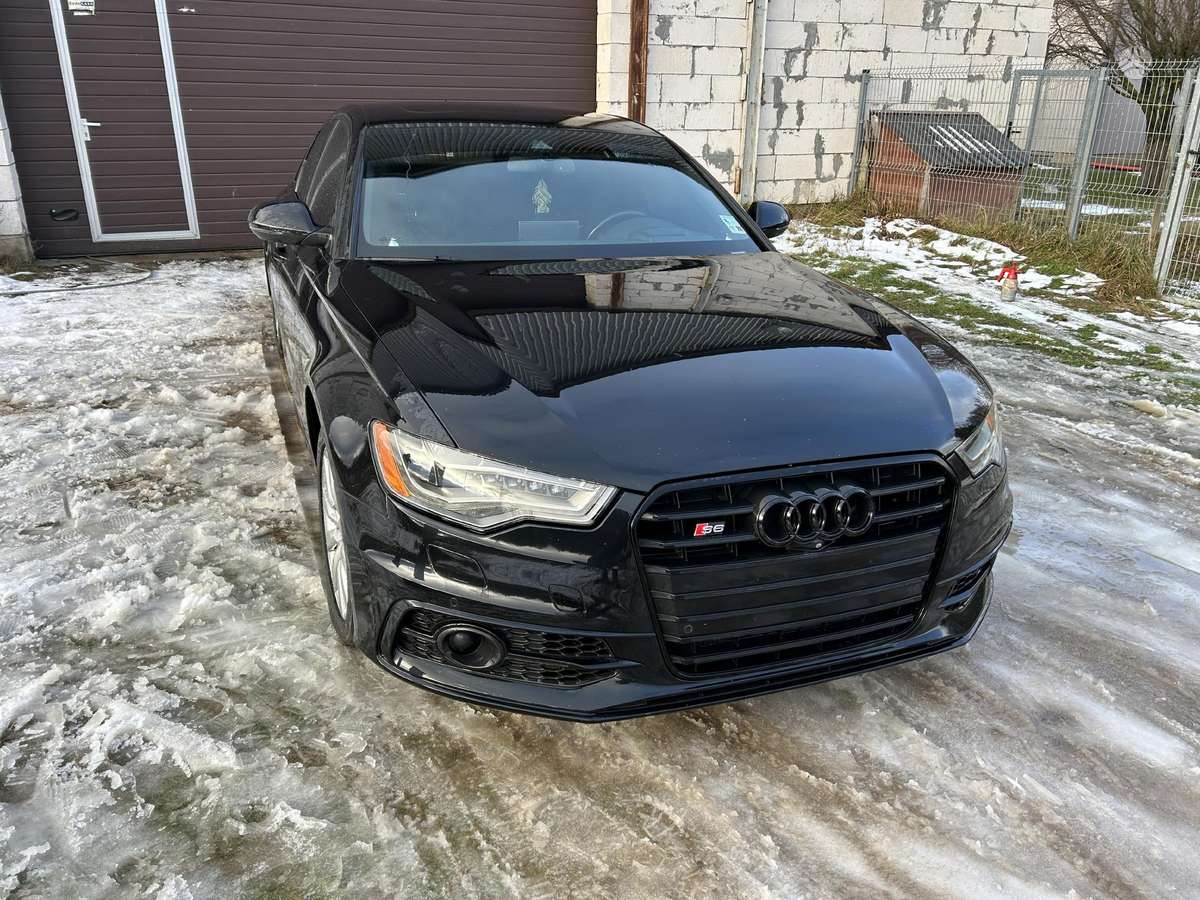 Audi S6 dalimis