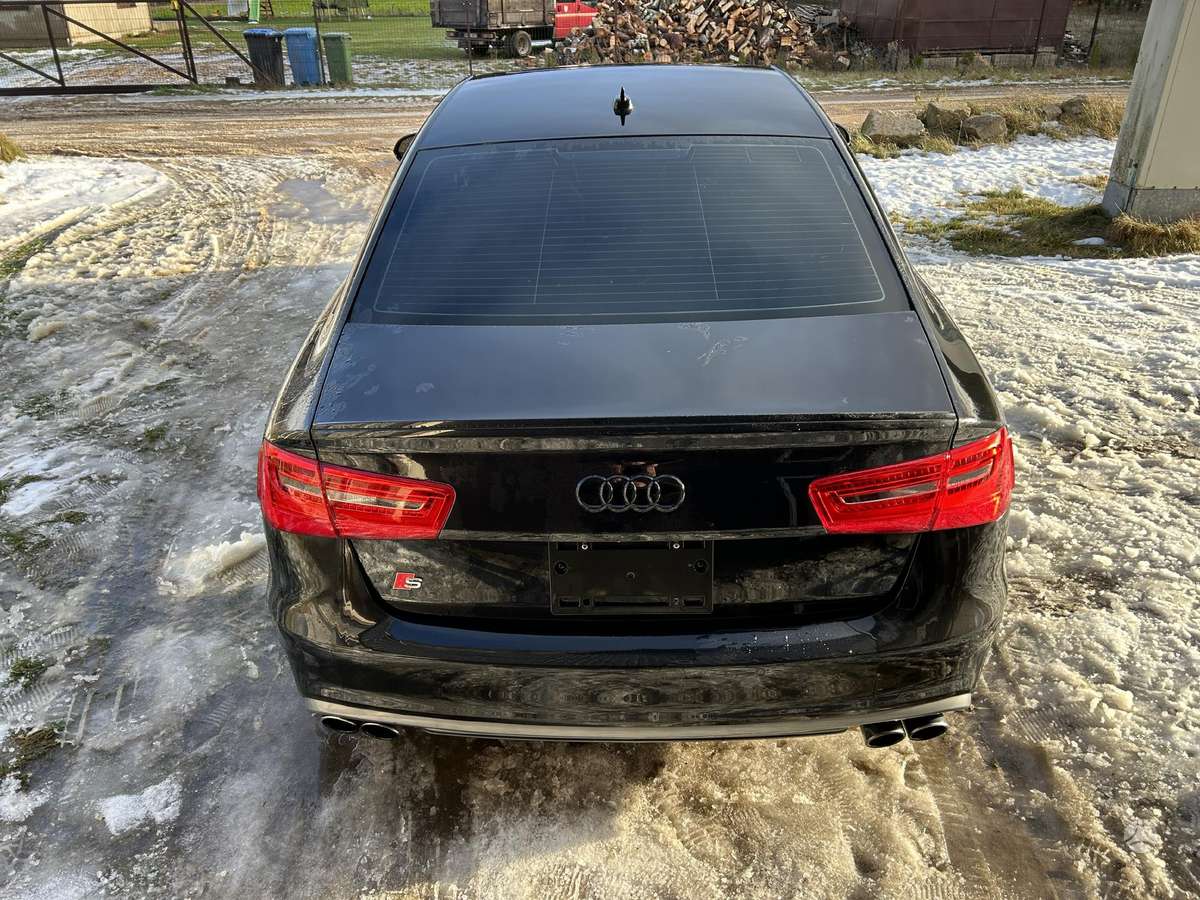 Audi S6 for parts
