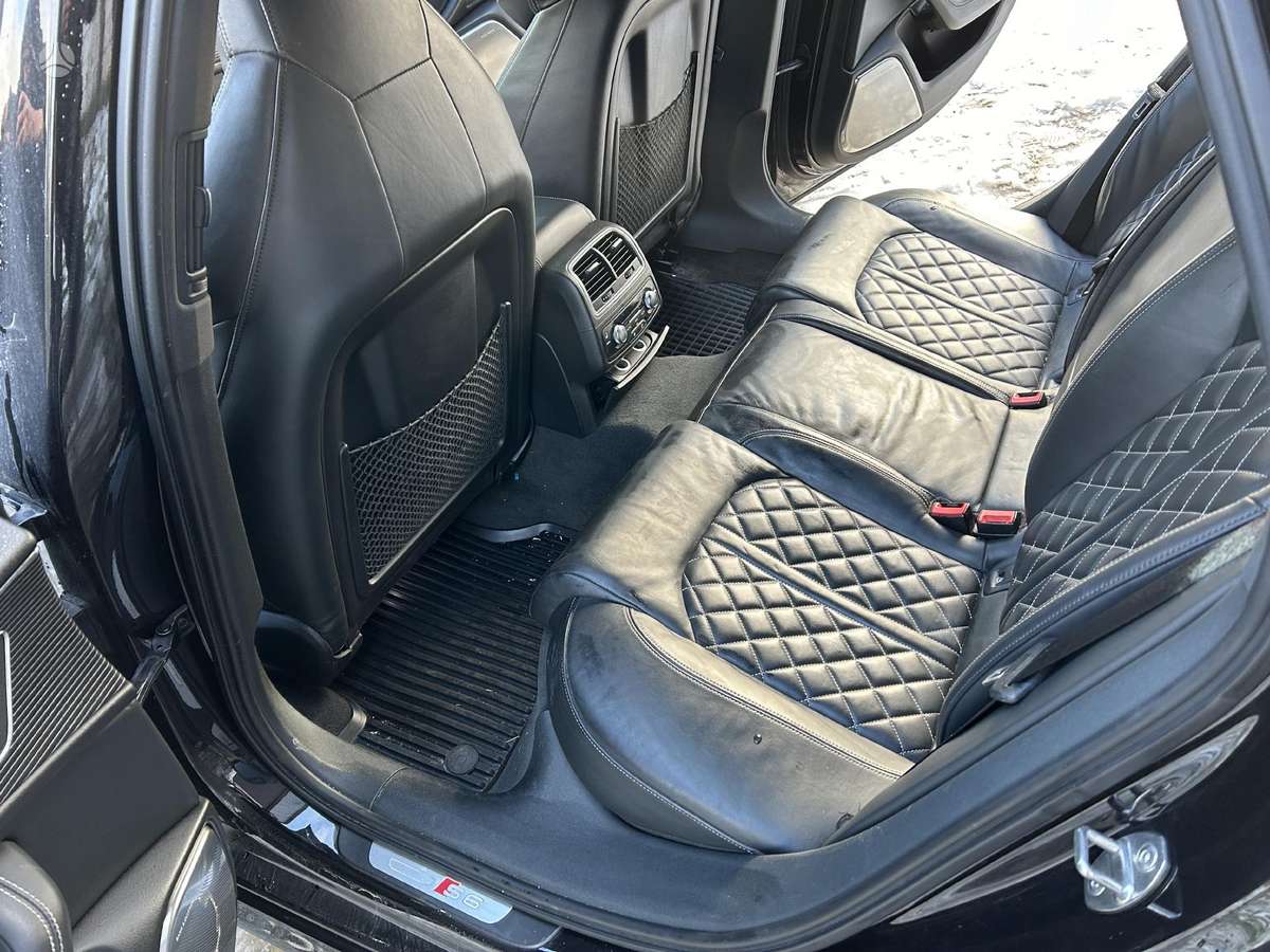 Audi S6 по частям