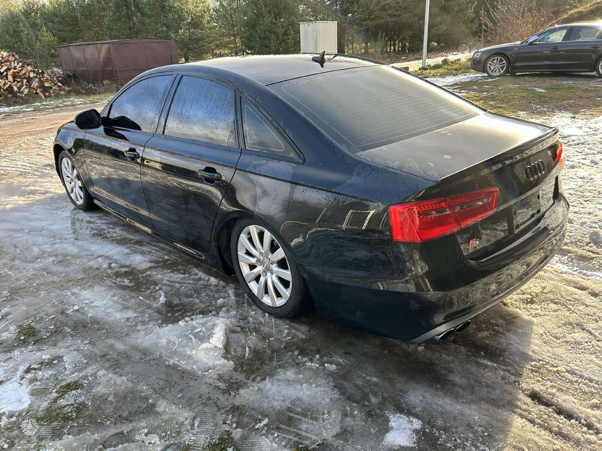 Audi S6 for parts