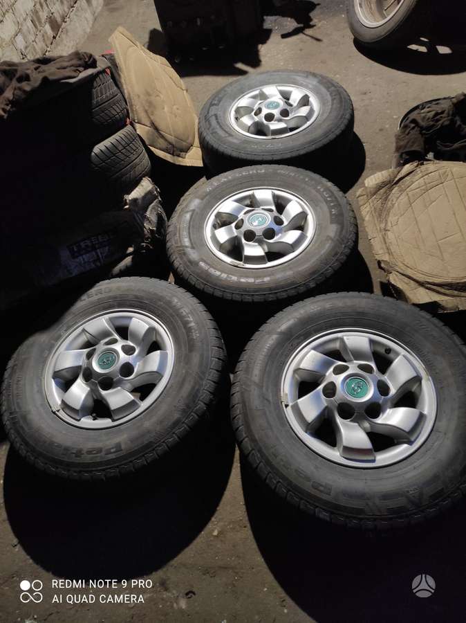 Petlas, universalios 215/80 R15