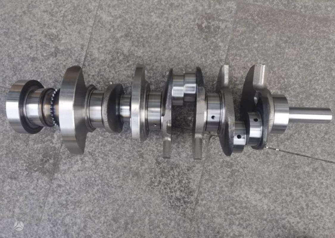 Jaguar F-Pace, 306ps, crankshaft