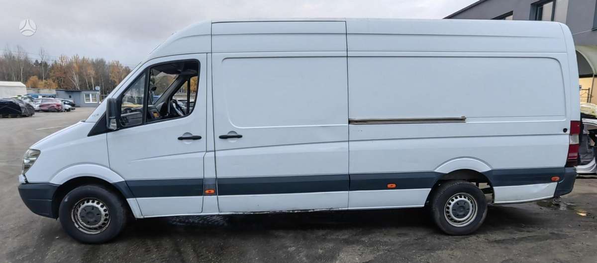 Mercedes-Benz SPRINTER 906, preču