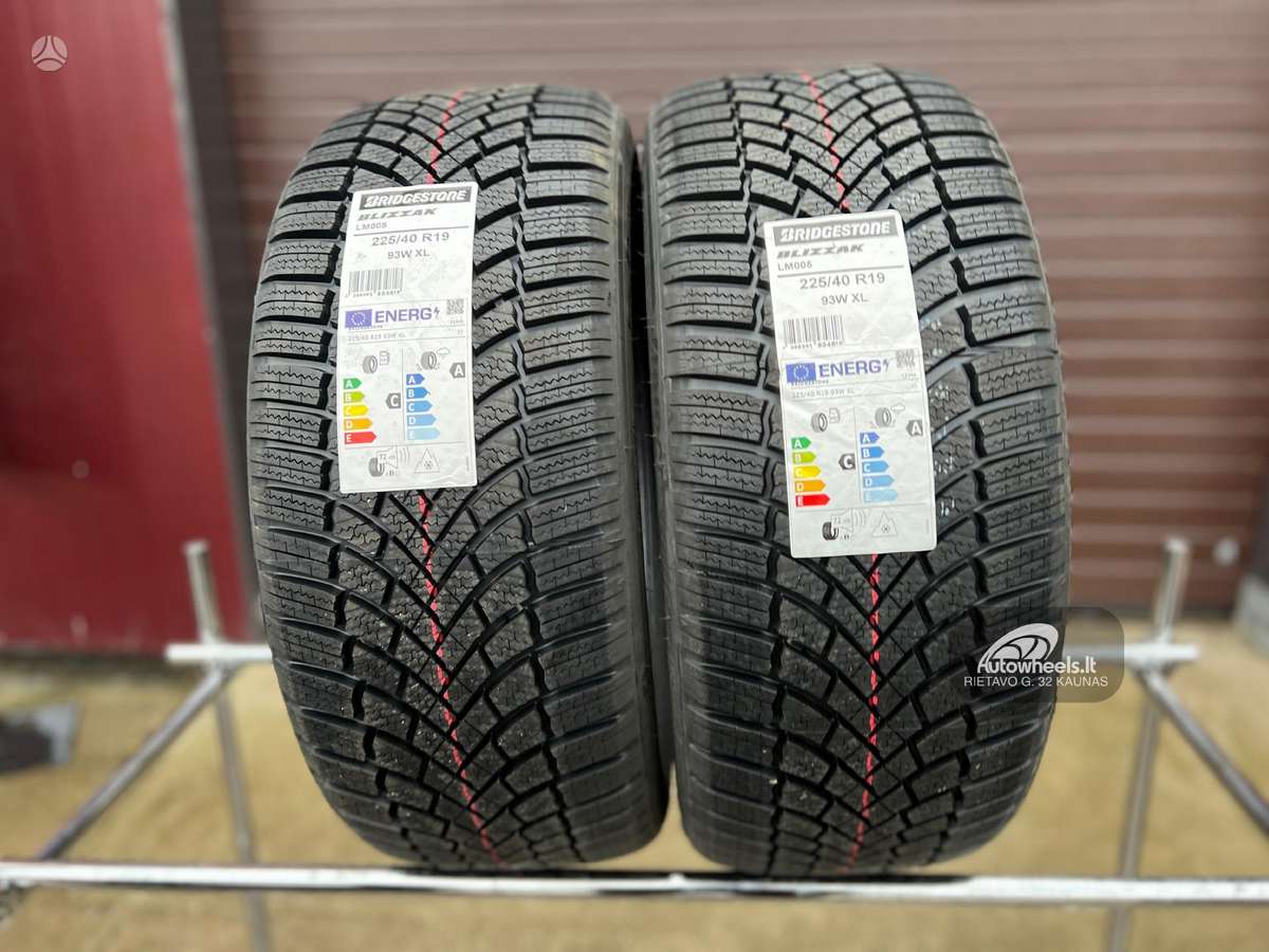 Bridgestone Blizzak LM005, зимние 225/40 R19