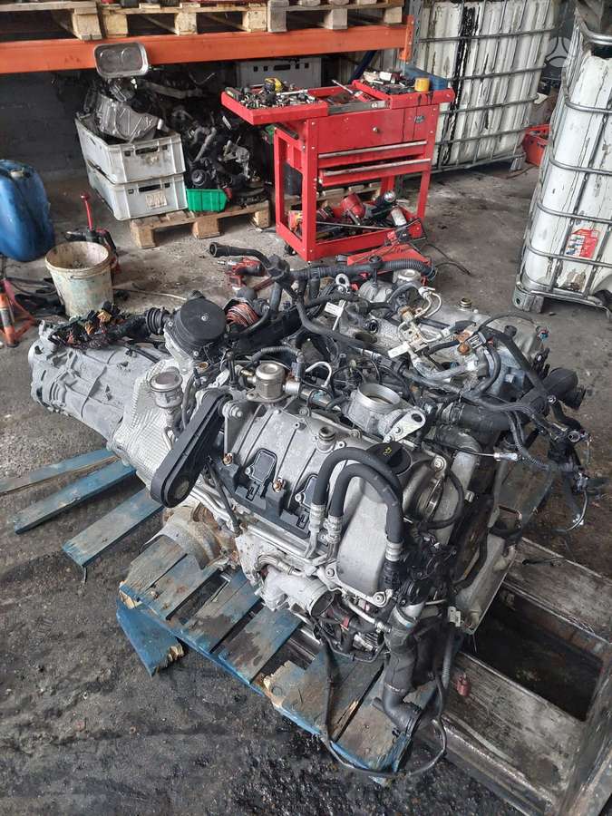 Porsche Macan variklio detalės