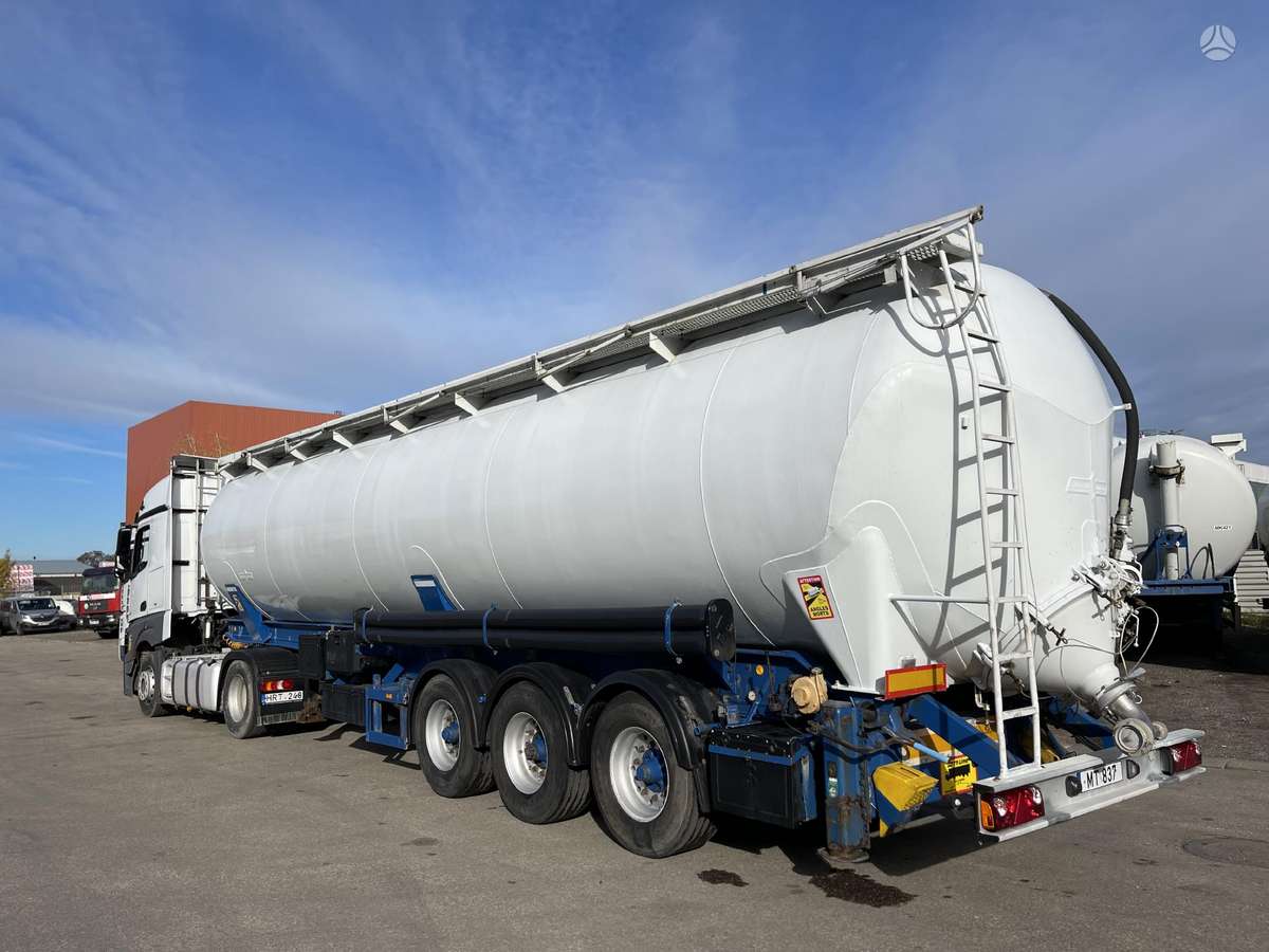 Spitzer 59.000Litru, cisternas