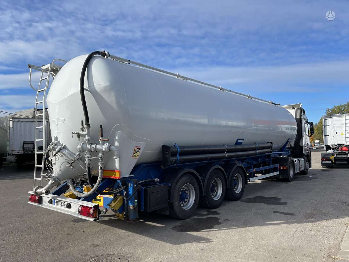 Spitzer 59.000Litru, cisternas