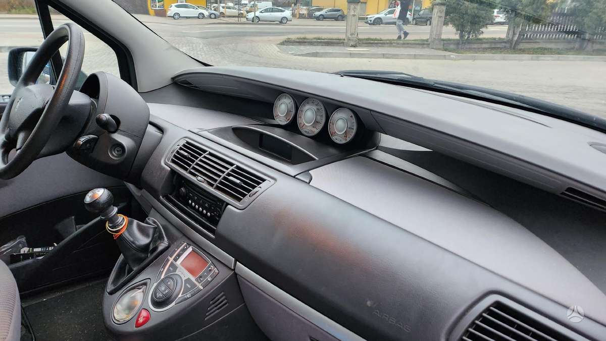 Peugeot 807, 2.2 l., Минивэн