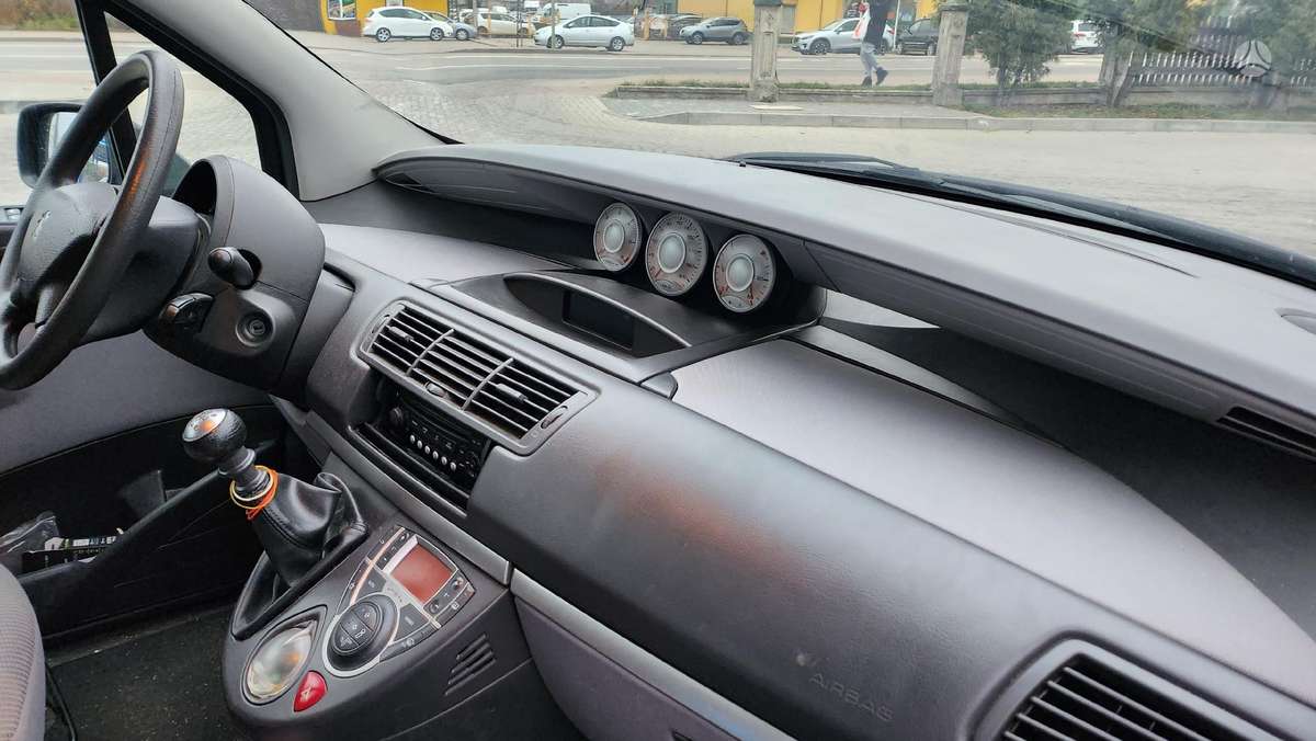 Peugeot 807 - 6