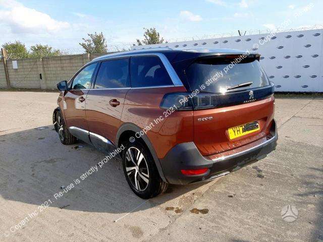 Peugeot 5008 for parts