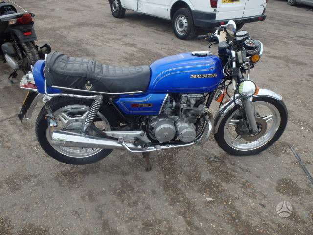 Honda CB, street / classic