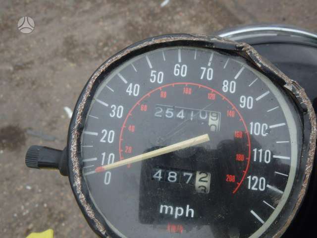 Honda CB, street / classic