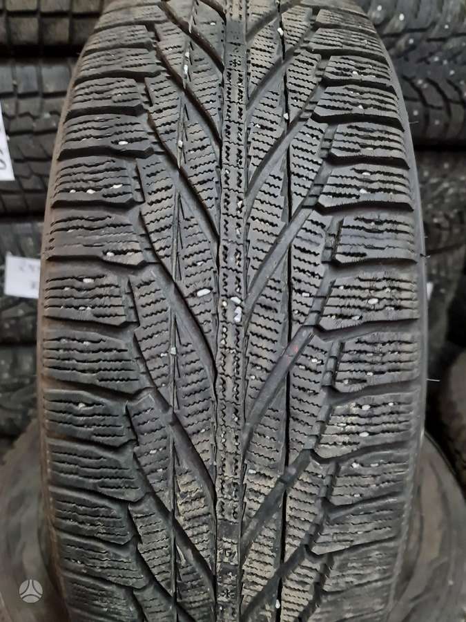Nokian, зимние 235/60 R18
