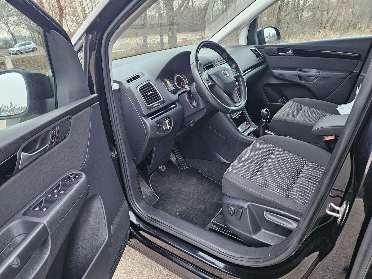 Seat Alhambra, 2.0 l., Минивэн
