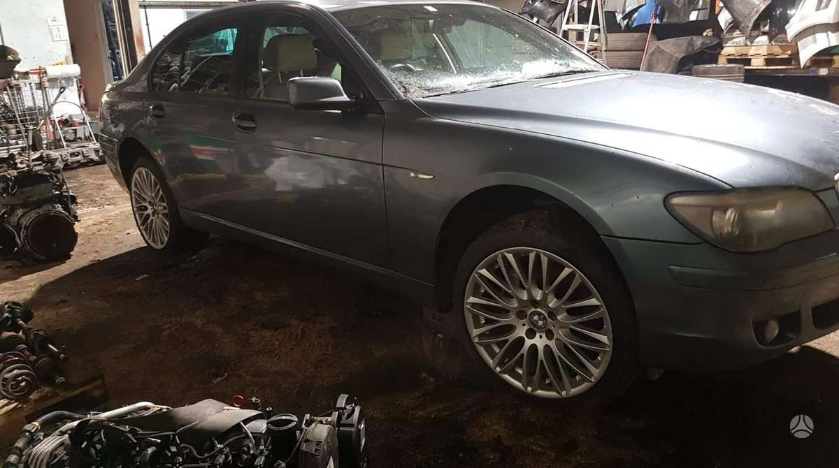 BMW 7 serija for parts