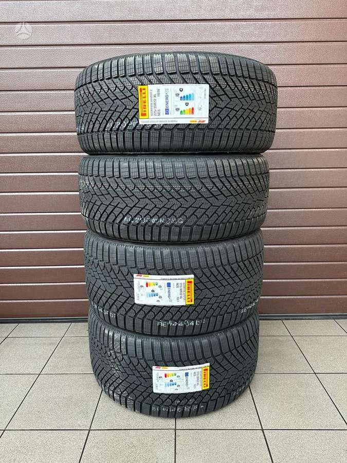Pirelli Winter 2, winter 275/35 R22