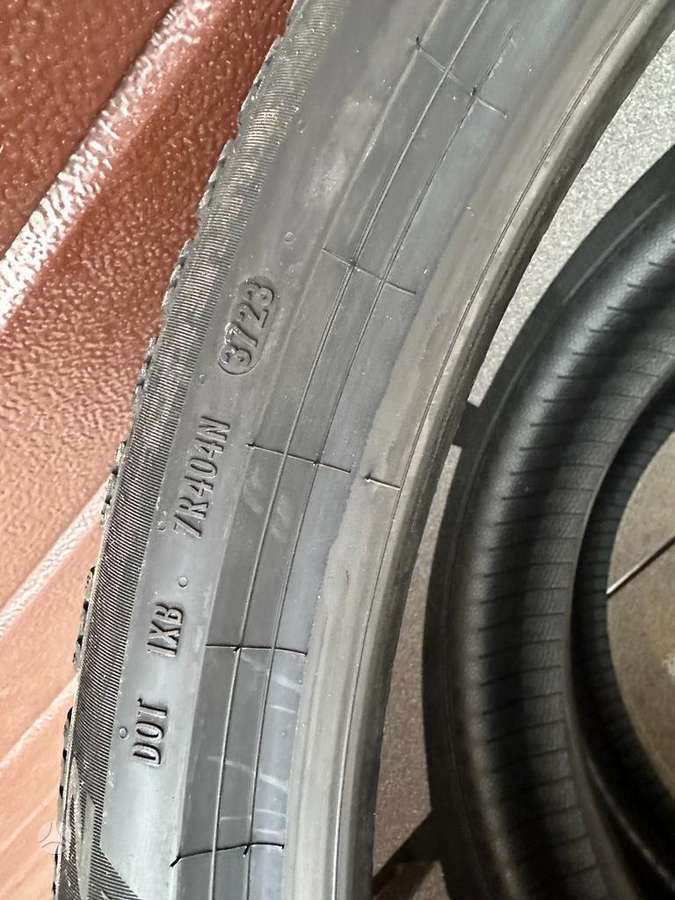 Pirelli Winter 2, зимние 275/35 R22