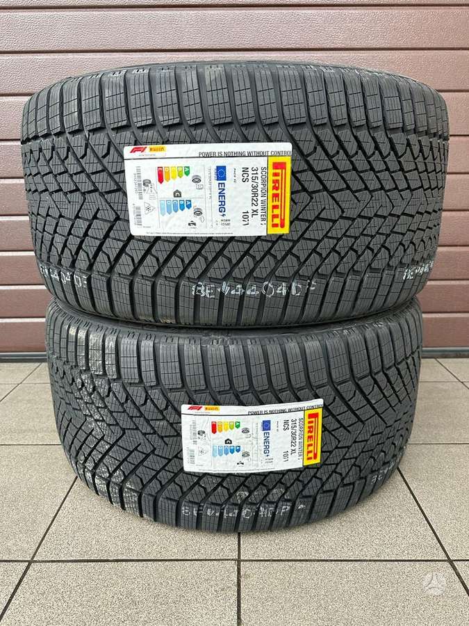 Pirelli Winter 2, winter 275/35 R22