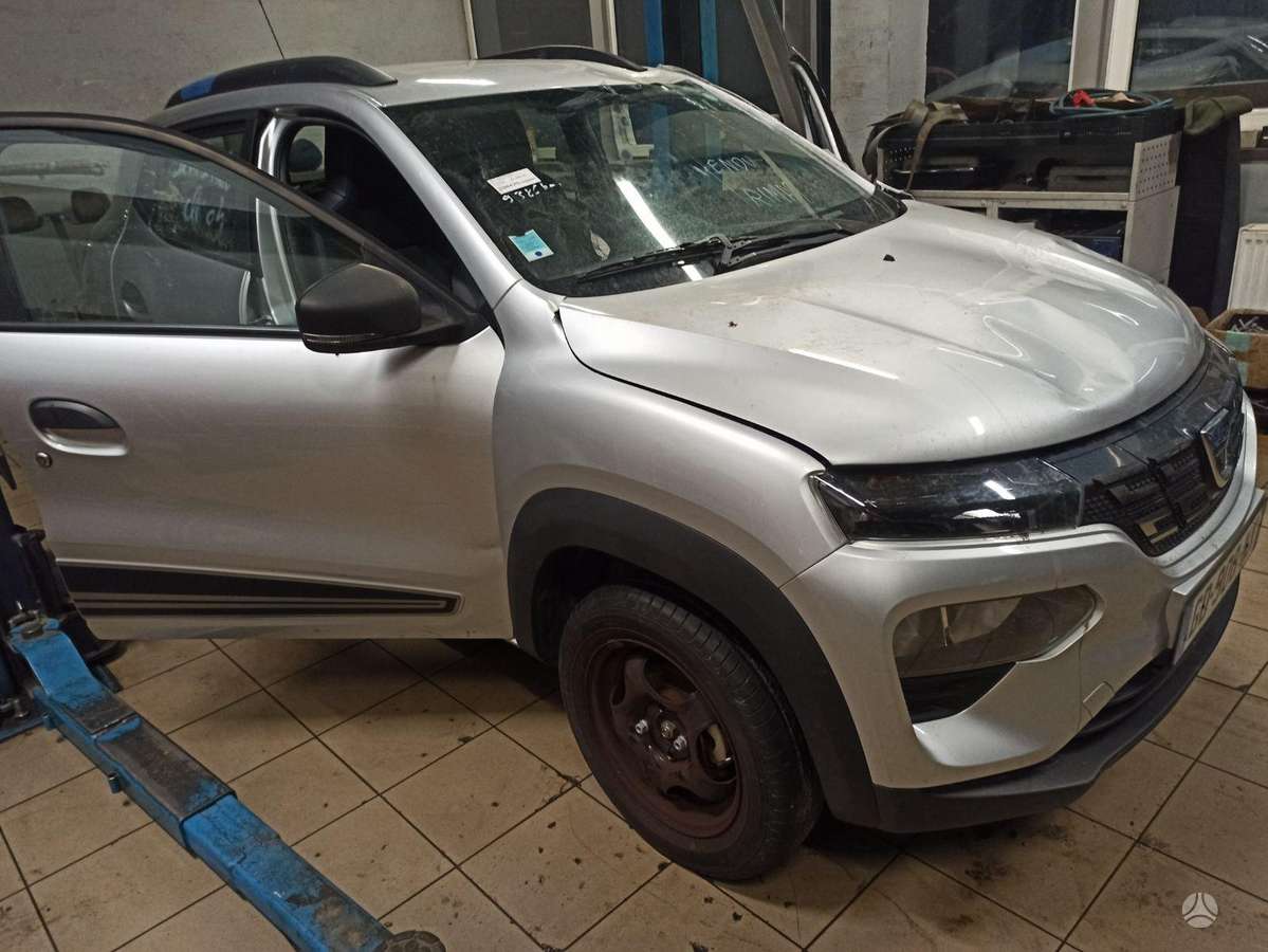 Dacia Spring по частям