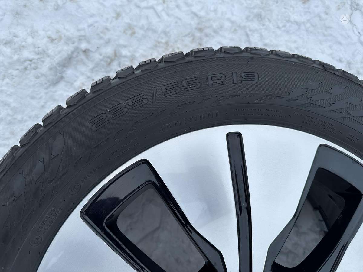 Nokian, žieminės 255/50 R19