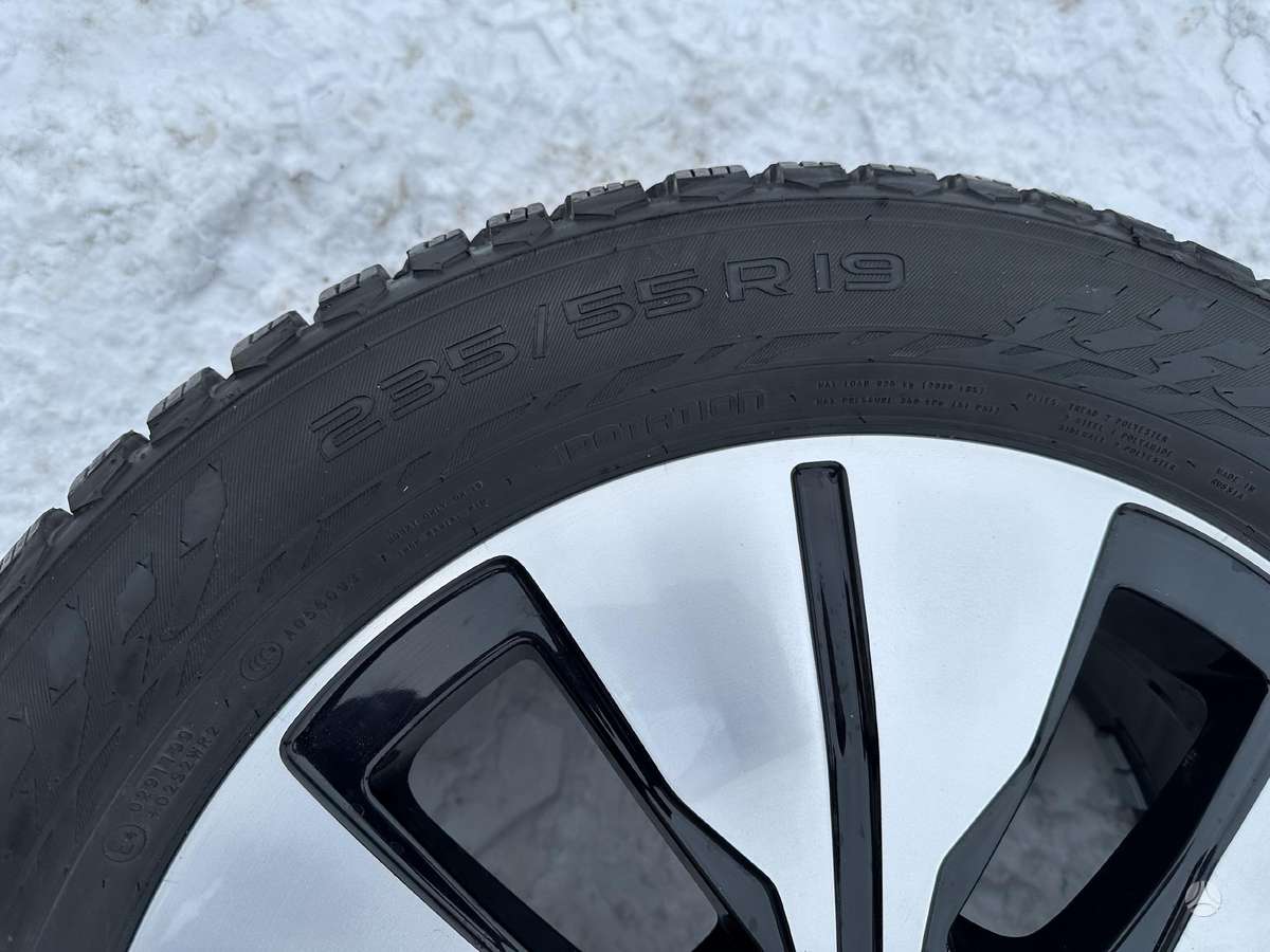 Nokian, зимние 255/50 R19