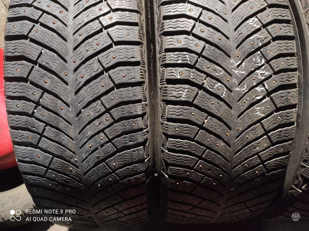 Goodyear (VasarinesUniversaliosZiemines, winter 255/60 R18