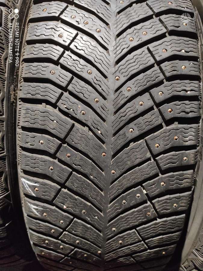 Goodyear (VasarinesUniversaliosZiemines, winter 255/60 R18