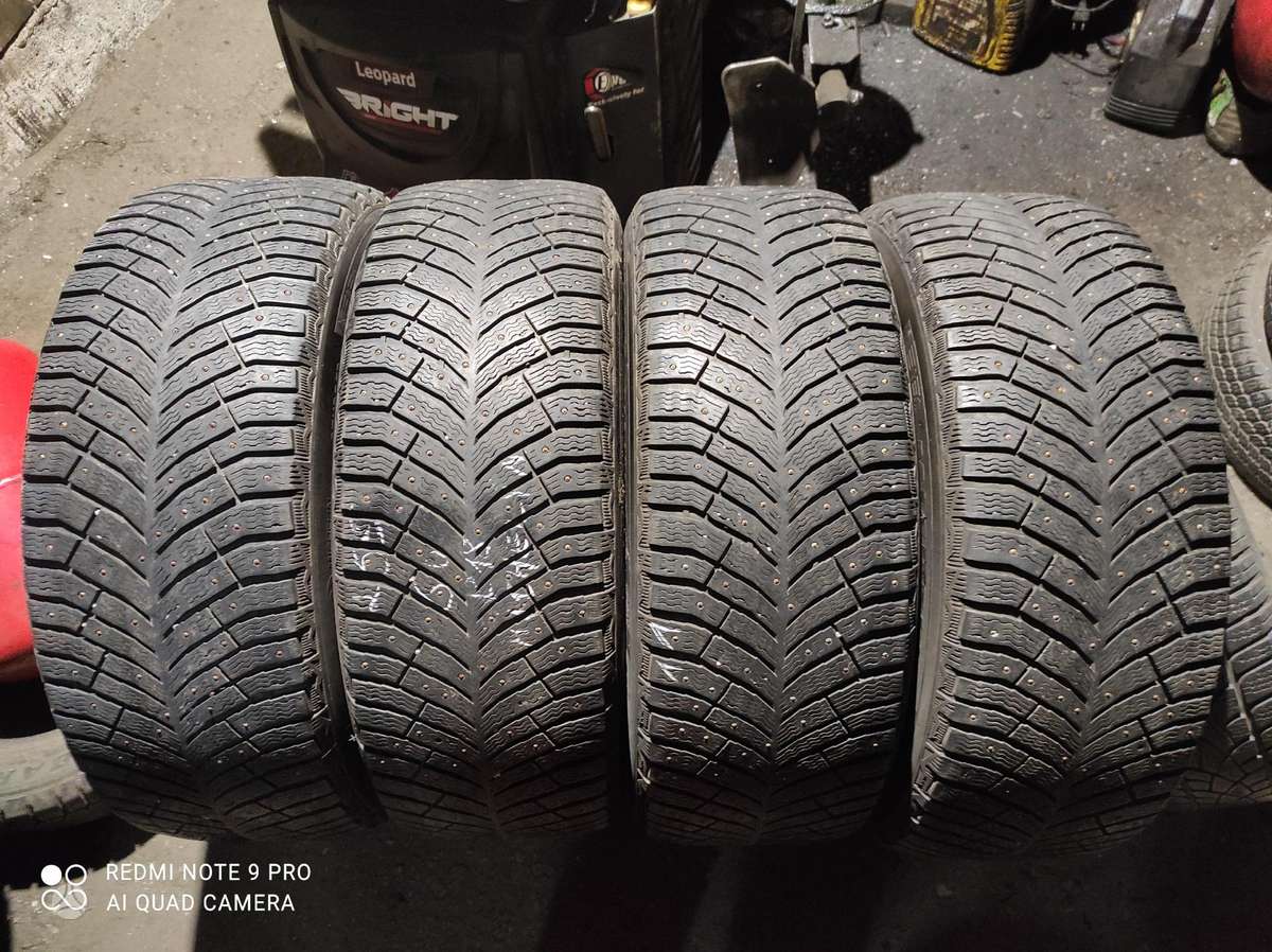 Goodyear (VasarinesUniversaliosZiemines, winter 255/60 R18