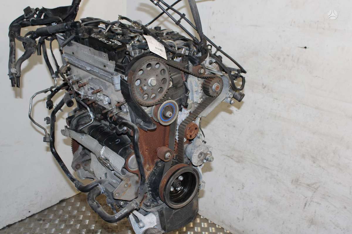 Audi A4, CSU, Variklis csu