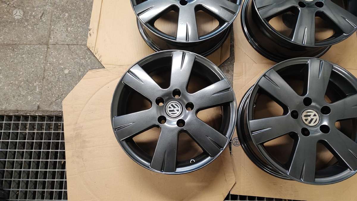 Volkswagen, lengvojo lydinio, R16