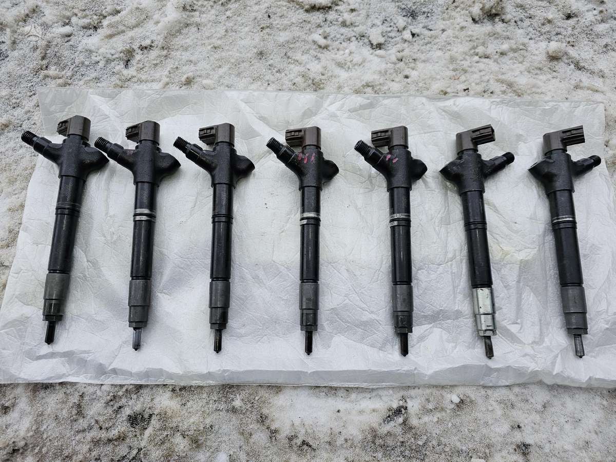 Toyota Avensis engine parts