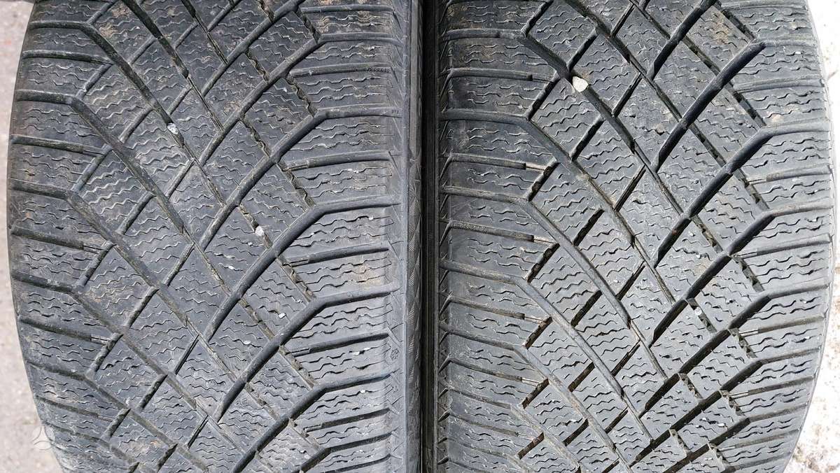 Continental, vasaras 255/40 R20