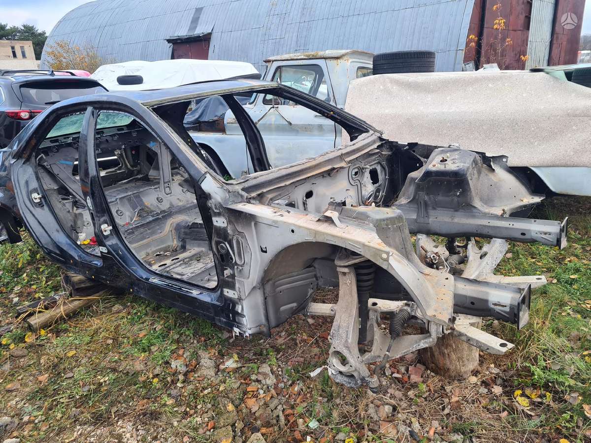 Cadillac CTS kėbulo dalys