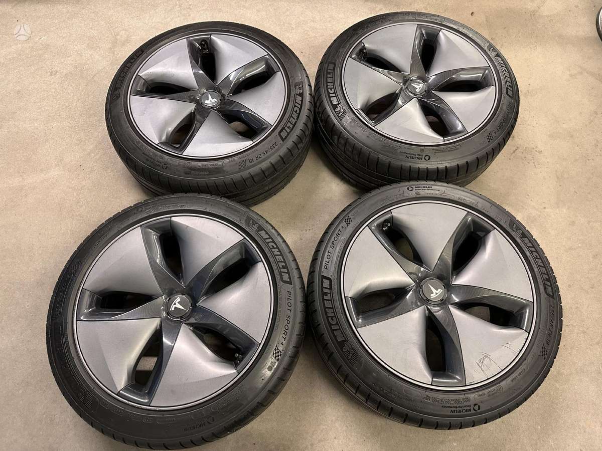 TESLA Model 3 original, легкосплавные , R18