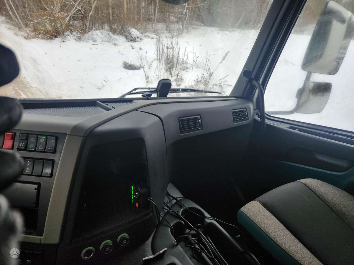 Volvo FM4  dalimis, тягачи